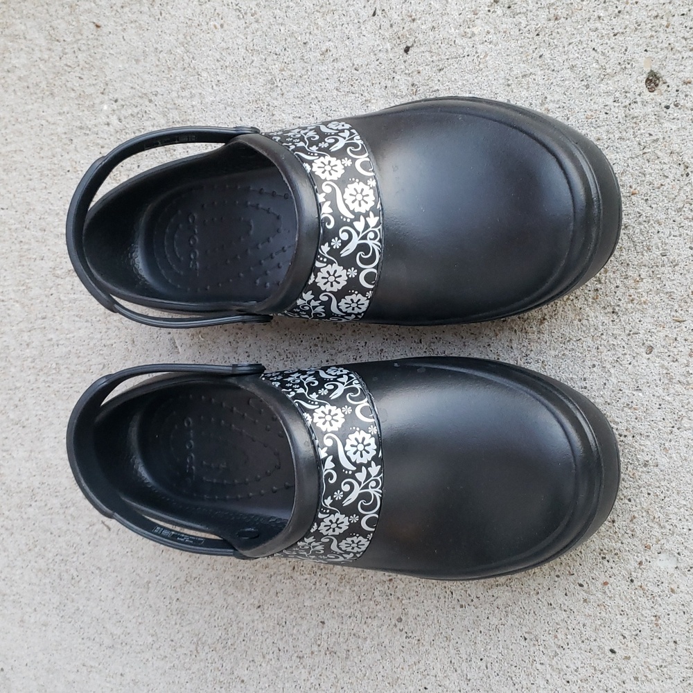 Crocs Mercy Floral Workwear Rubber Clogs Size 10 Comfort Slip Resistant Black